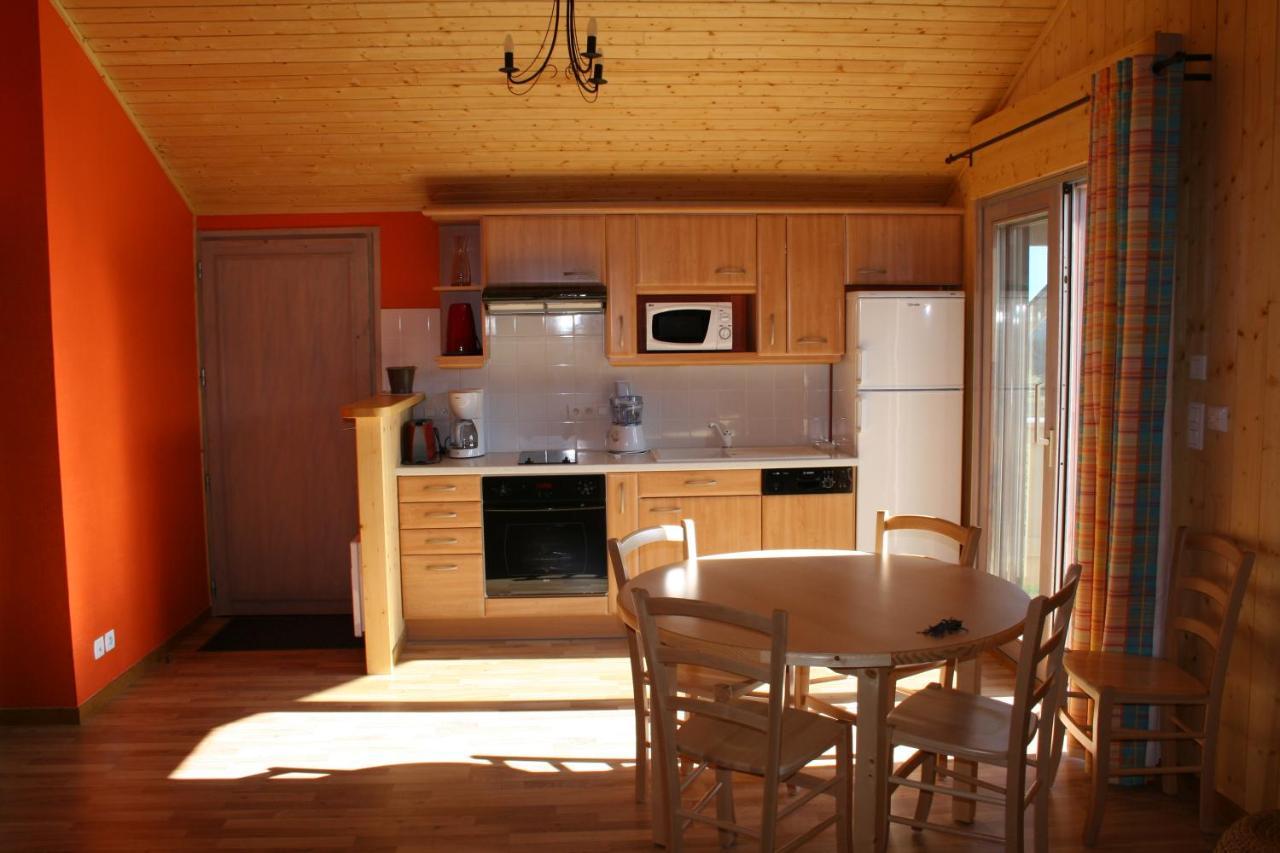 Chalets De Tremontagne 3 Etoiles Nanchez エクステリア 写真